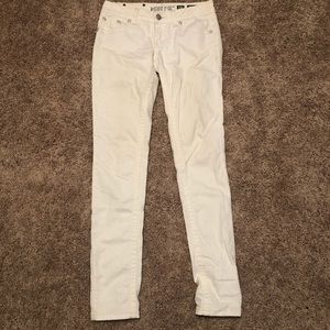 White jeans size 27